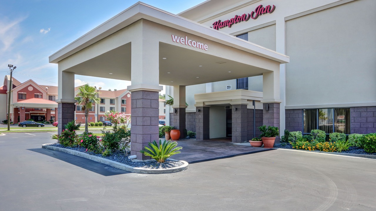 Photo of Buildings in Richmond Hill