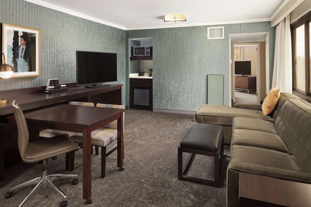 Photo of Livingroom in Tysons