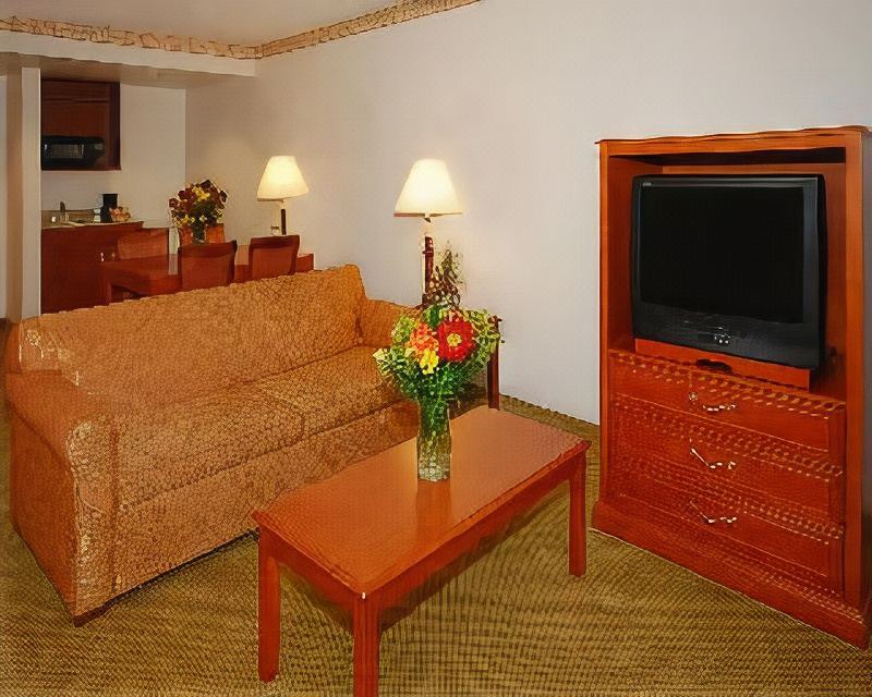 Photo of Livingroom in Southwest Raleigh