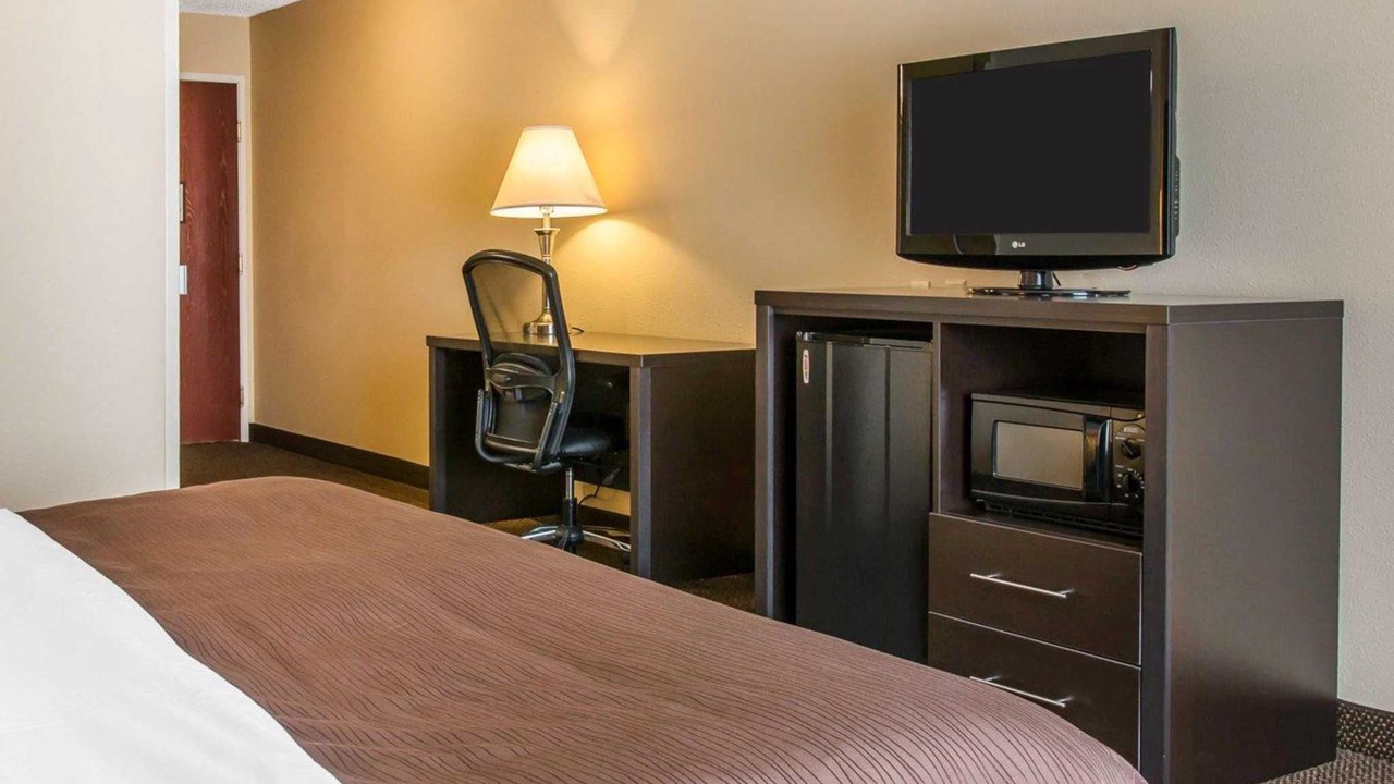 Photo of Bedroom in Niles