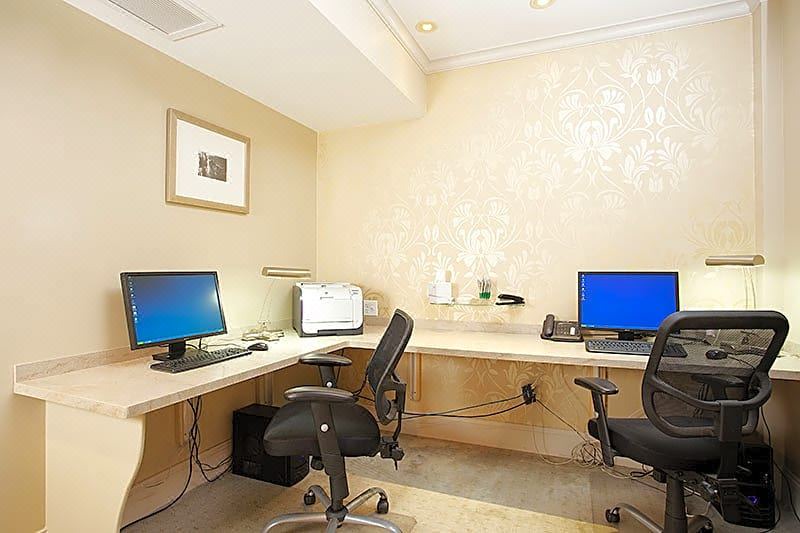 Photo of Livingroom in Mid-Cambridge