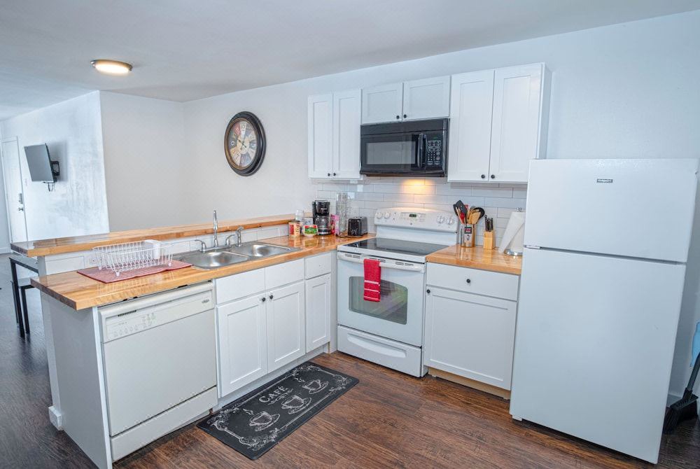 Photo of Kitchen in Midtown