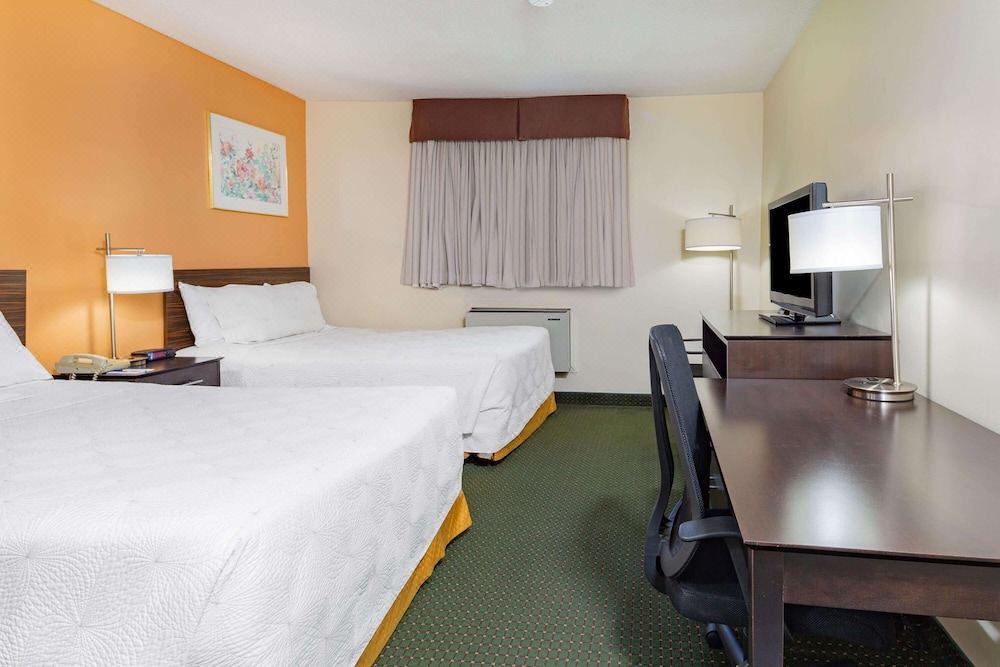 Photo of Bedroom in Bracebridge