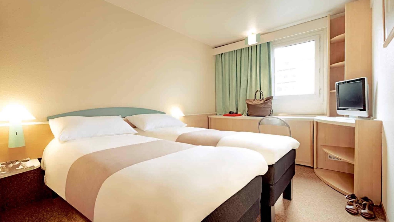 Photo of Bedroom in Massy