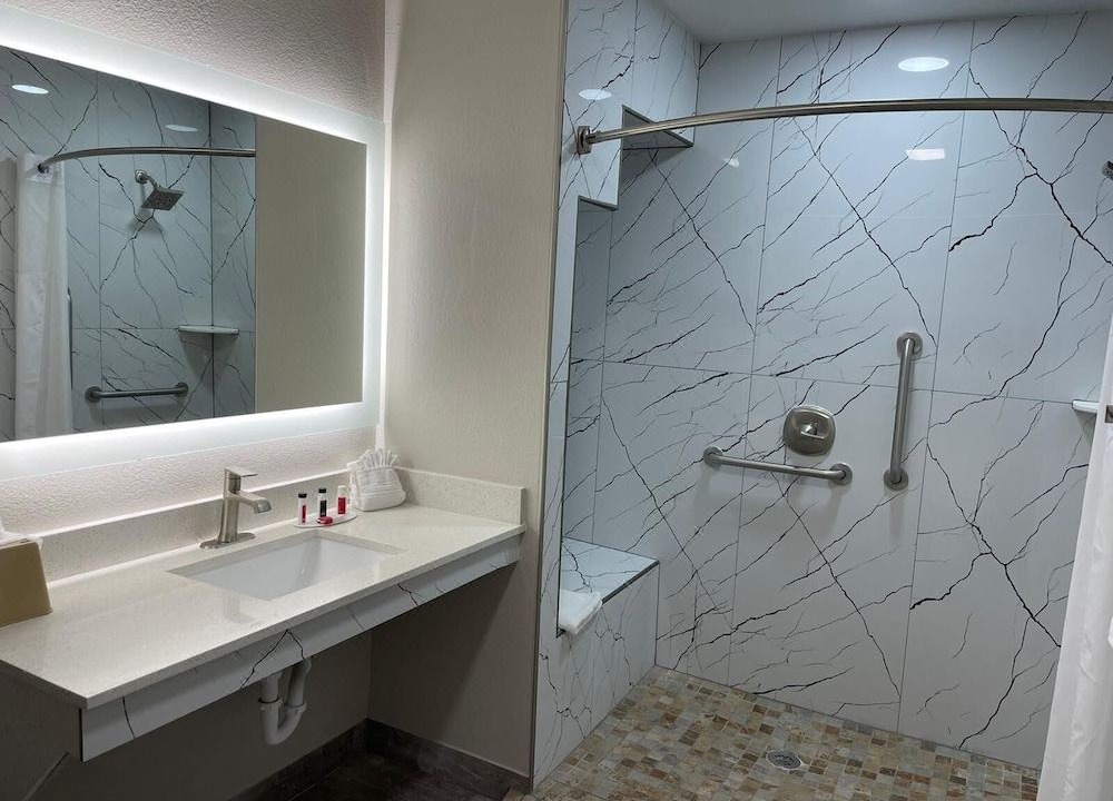 Photo of Bathroom in Ruidoso Downs