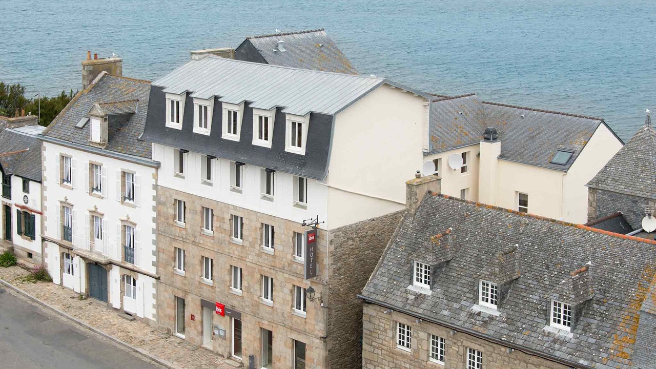 Photo of Buildings in Roscoff