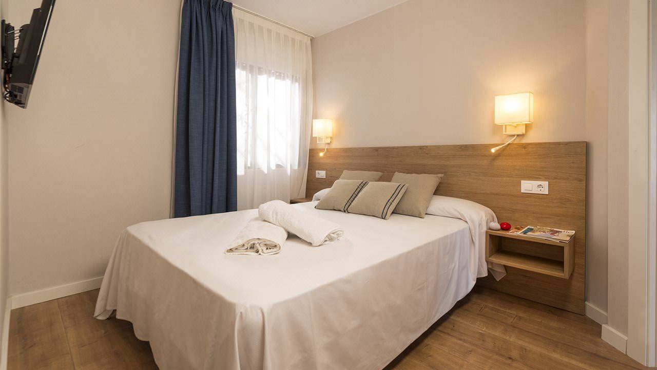 Photo of Bedroom in Lloret Town Center
