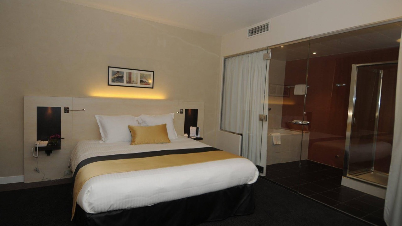 Photo of Bedroom in Maurepas