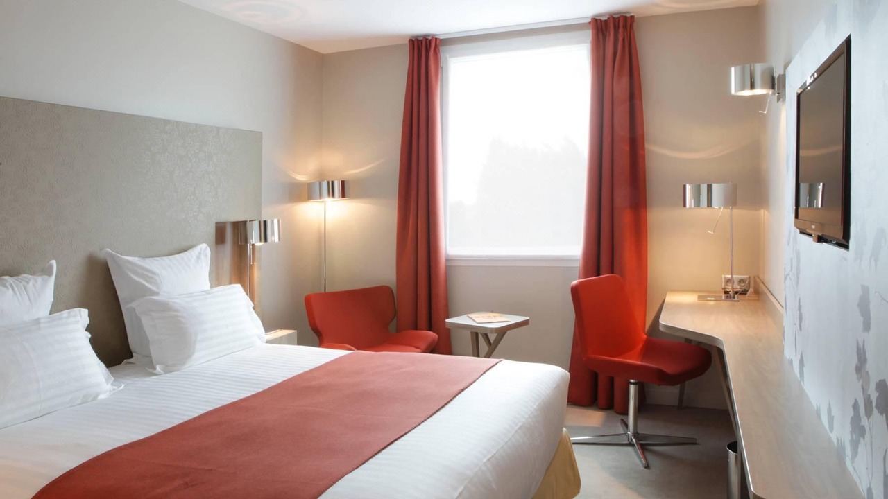 Photo of Bedroom in Velizy-Villacoublay