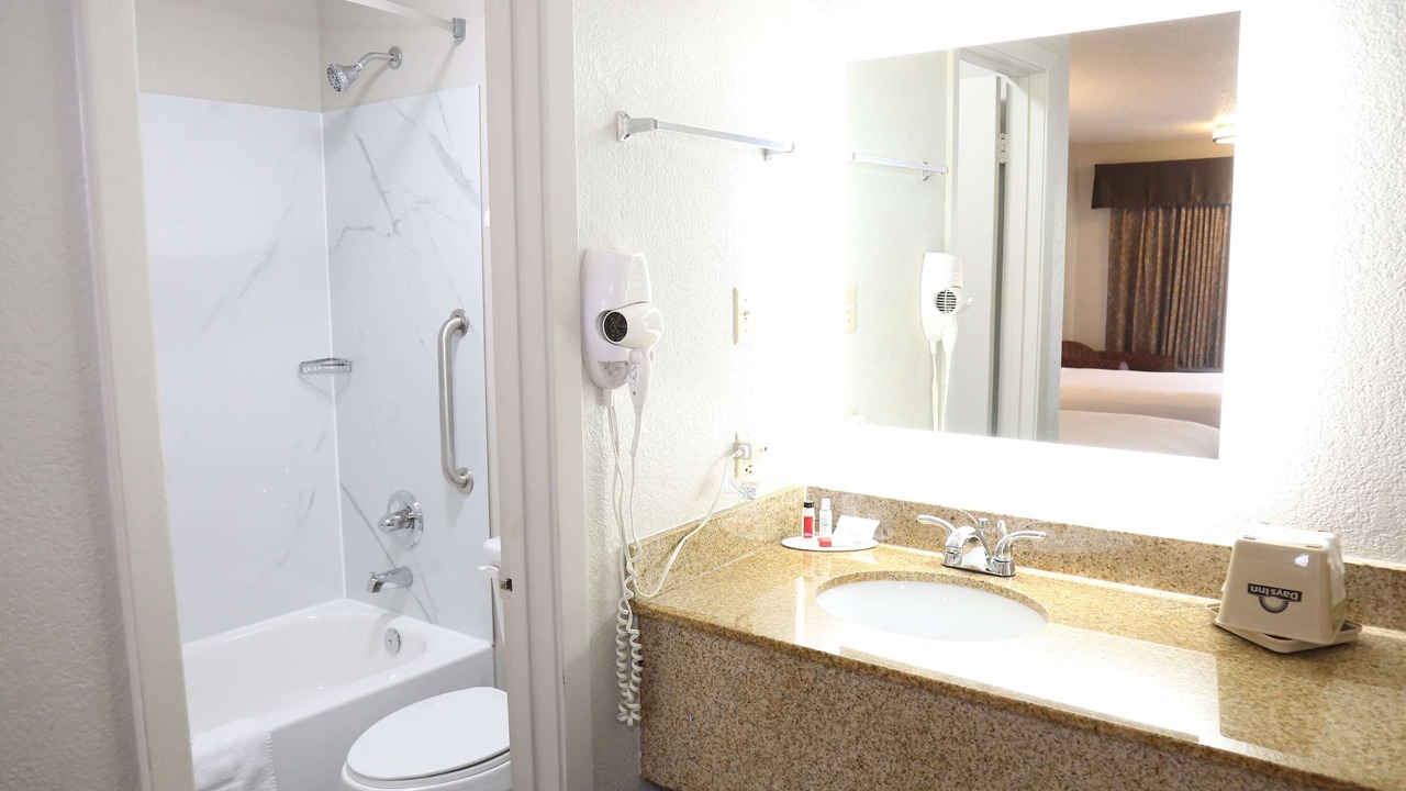 Photo of Bathroom in Monroe