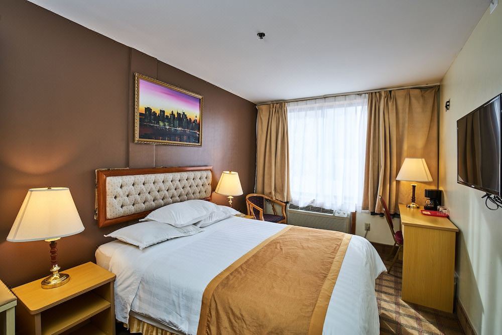 Photo of Bedroom in Flushing Chinatown