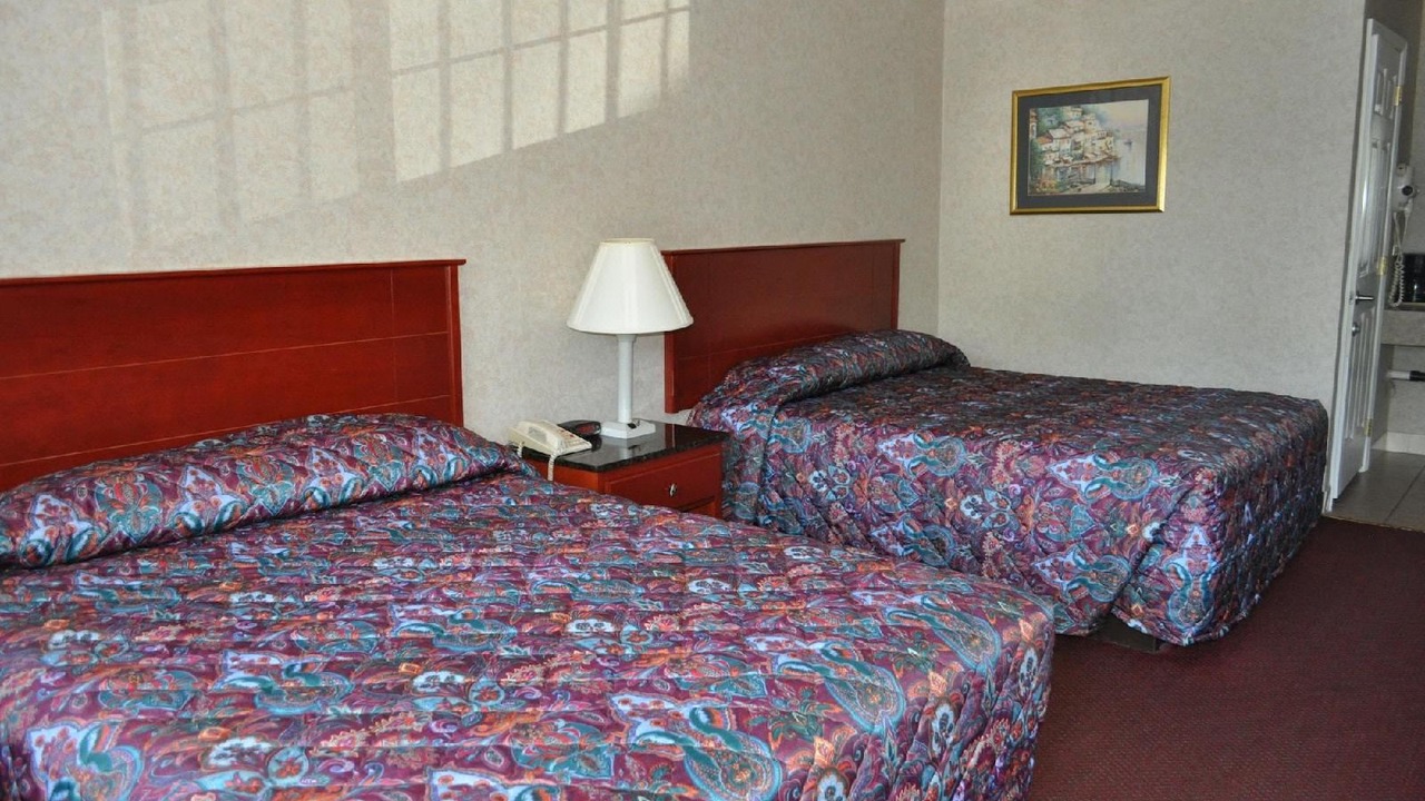 Photo of Bedroom in Pomona