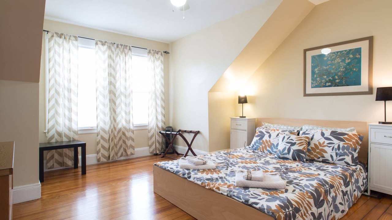 Photo of Bedroom in Salem