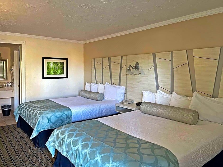 Photo of Bedroom in Willits