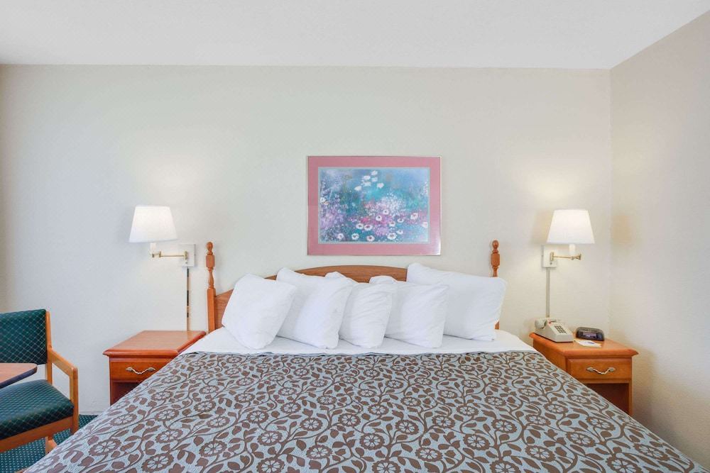 Photo of Bedroom in Newport