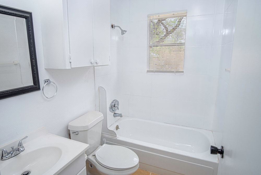 Photo of Bathroom in Midtown