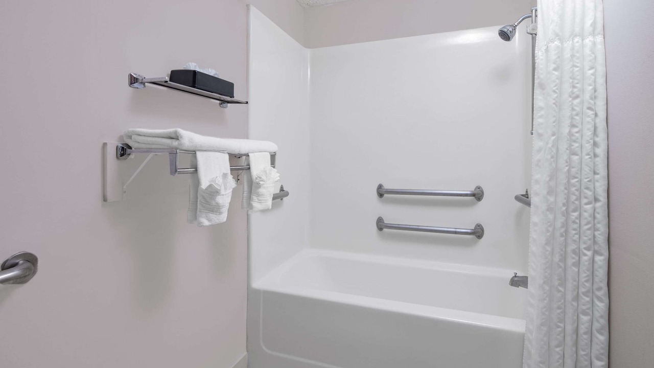 Photo of Bathroom in Jesup