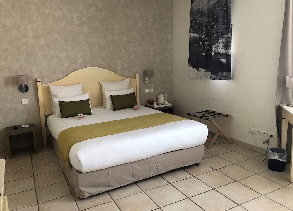 Photo of Bedroom in Gemenos