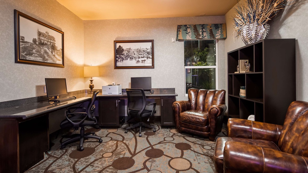 Photo of Livingroom in Townsite