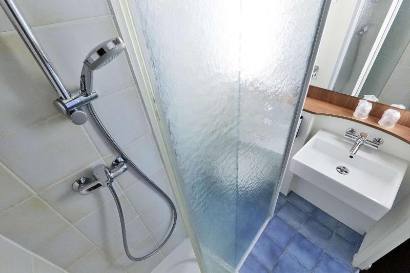 Photo of Bathroom in Levallois-Perret