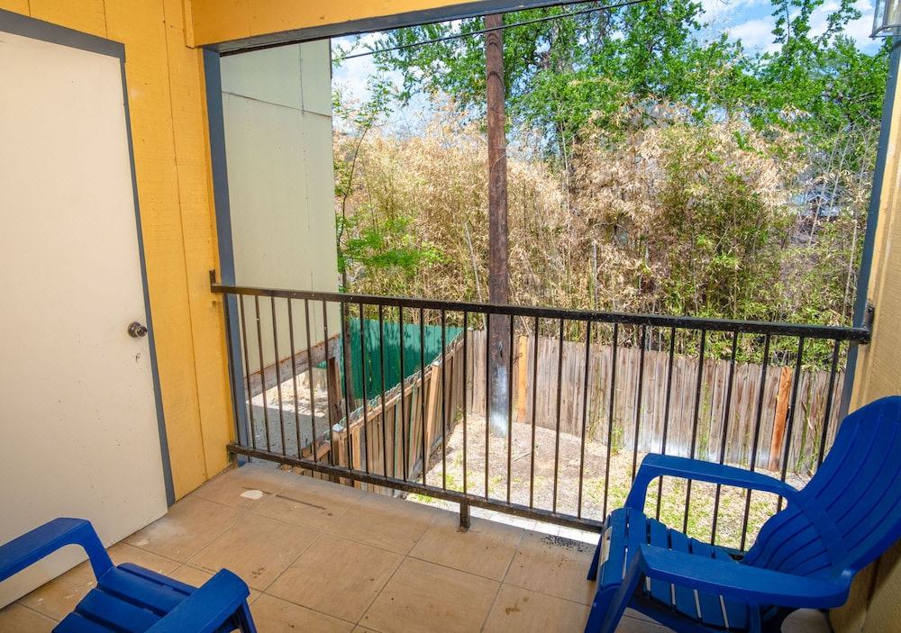 Photo of Patio Balcony in Midtown