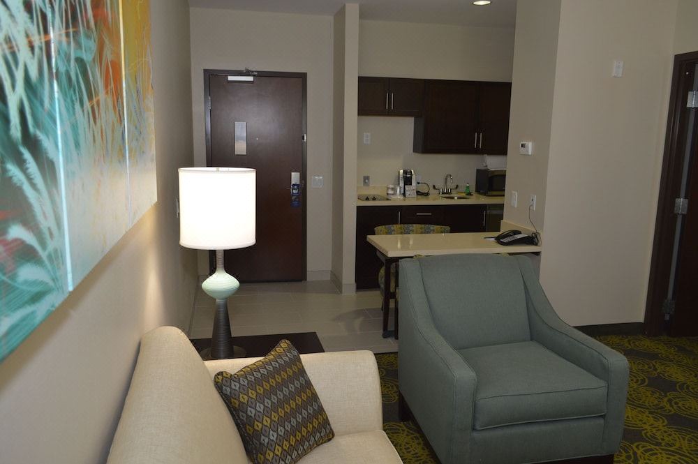 Photo of Livingroom in Willowbrook