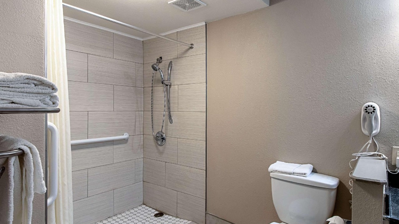 Photo of Bathroom in Kingsville