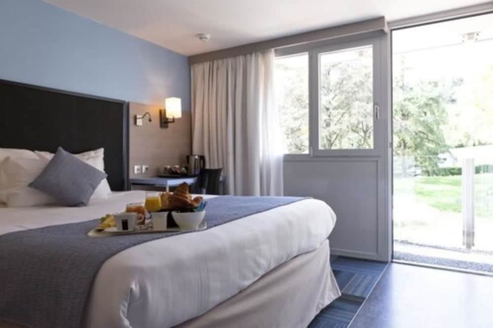 Photo of Bedroom in Sainte-Foy-les-Lyon