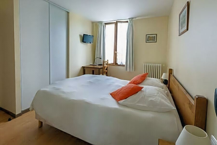 Photo of Bedroom in Notre Dame de la Garenne