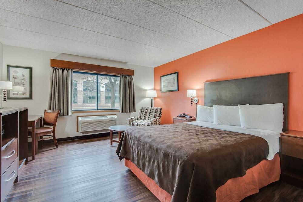 Photo of Bedroom in Coon Rapids