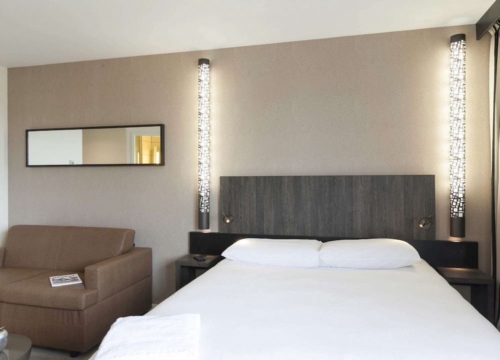Photo of Bedroom in Flers