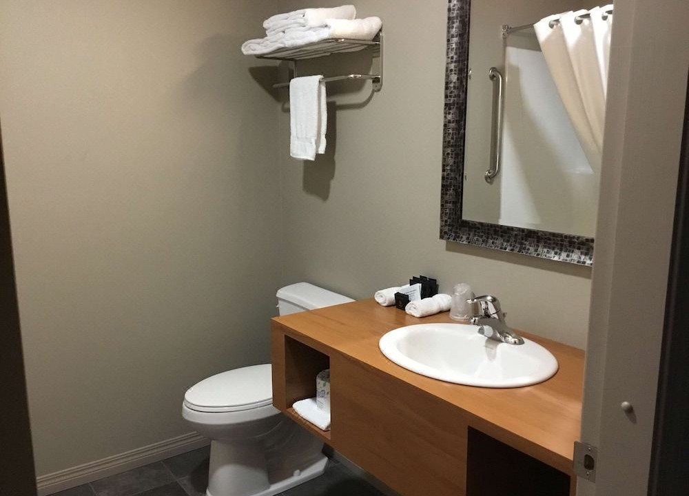 Photo of Bathroom in Hearst