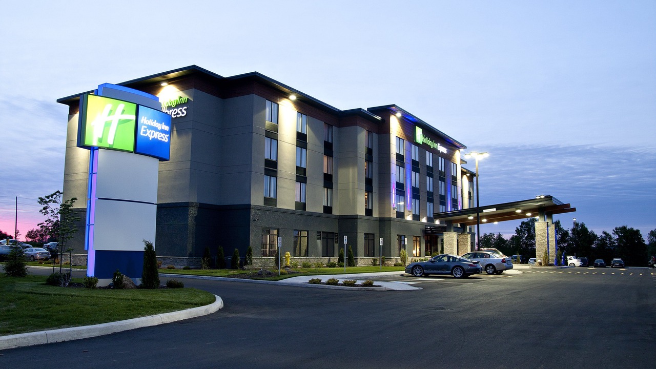 Photo of Buildings in Pembroke