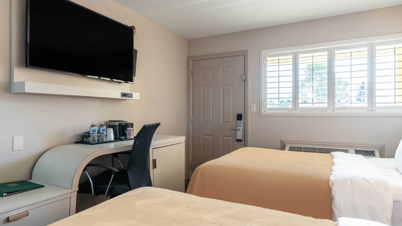 Photo of Bedroom in Central Berkeley