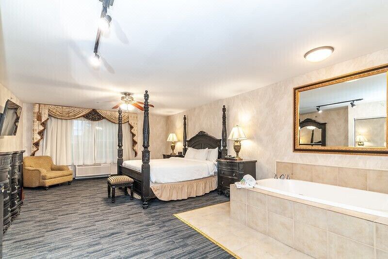Photo of Livingroom in North Stonington