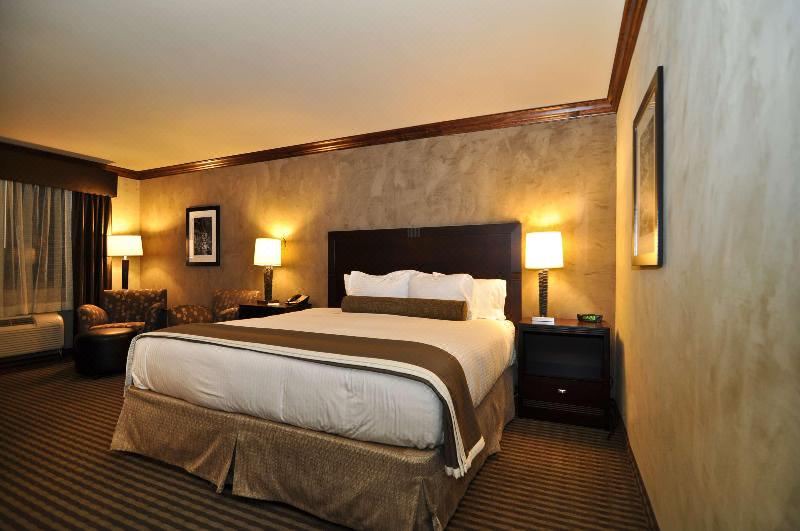 Photo of Bedroom in Raton