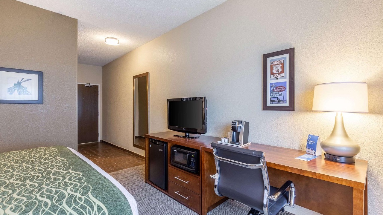 Photo of Livingroom in South Tulsa