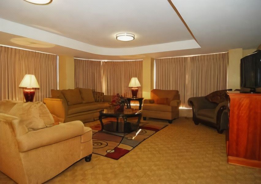 Photo of Livingroom in Broken Arrow