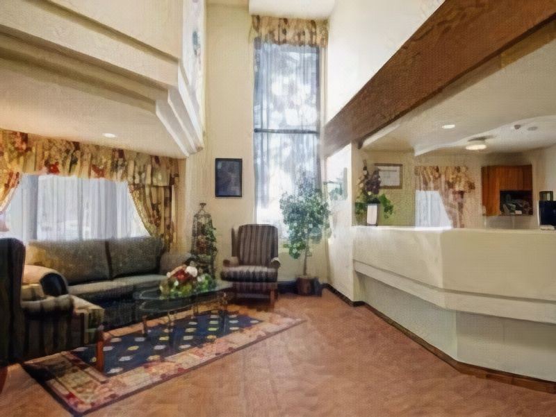 Photo of Livingroom in Simcoe