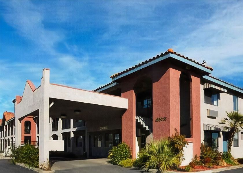 Photo of Buildings in Williams