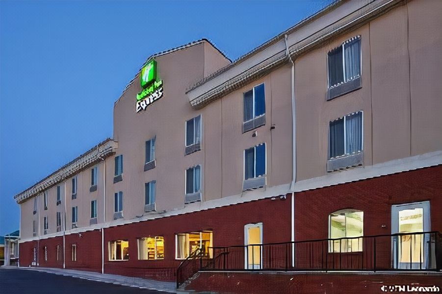 Photo of Buildings in Commerce