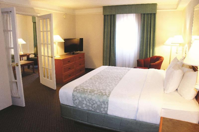 Photo of Bedroom in Lenexa