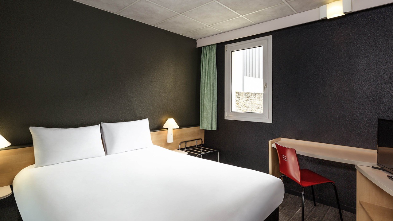 Photo of Bedroom in Lannion