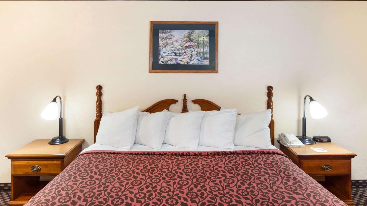 Photo of Bedroom in Kokomo