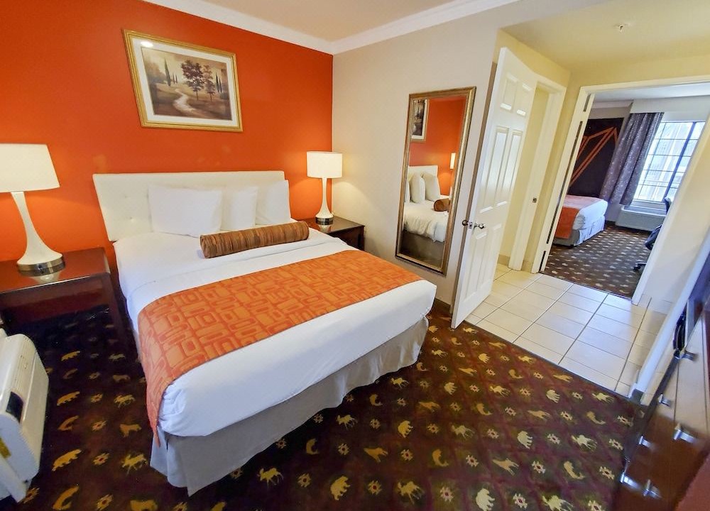 Photo of Bedroom in Mid Central