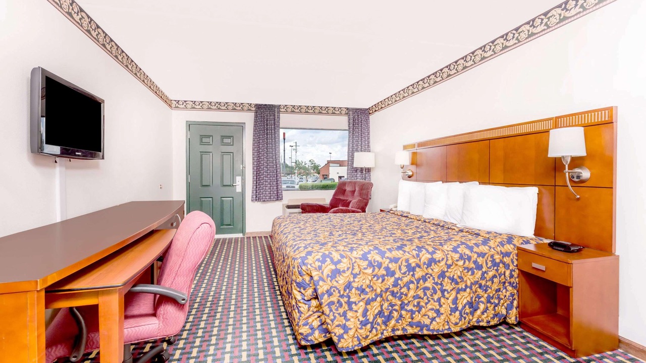 Photo of Others in Perry