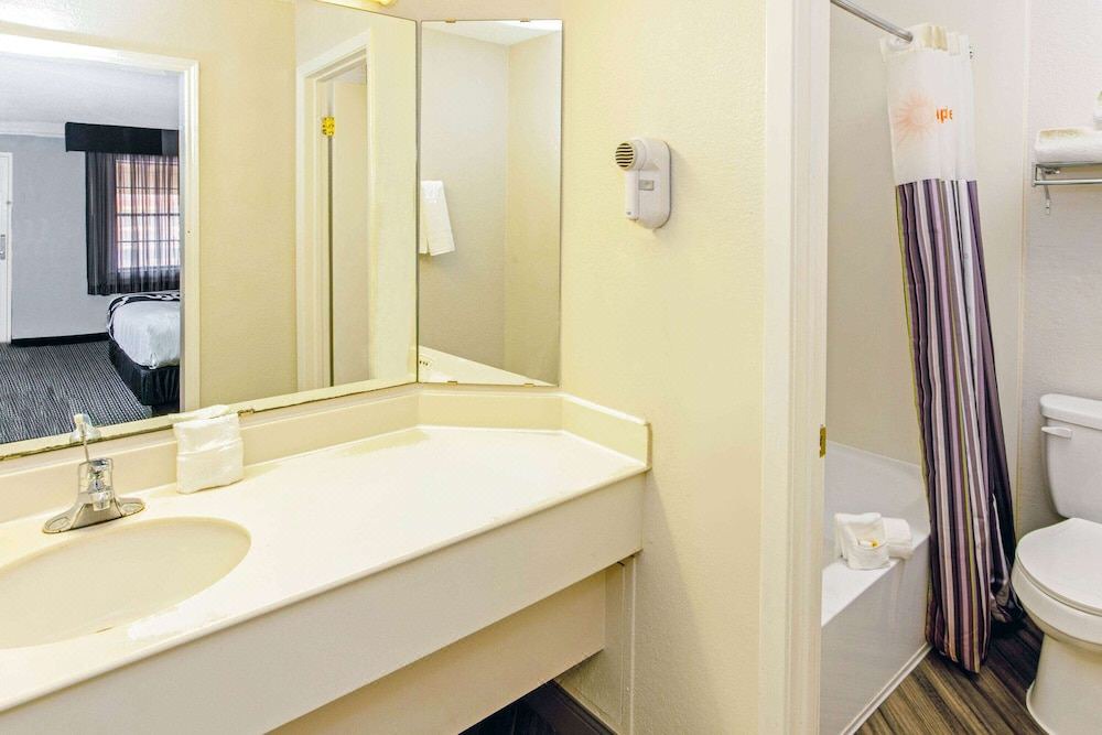 Photo of Bathroom in Wichita Falls
