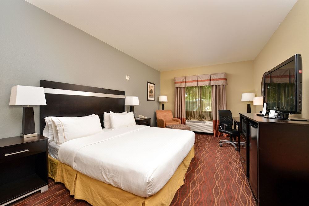 Photo of Bedroom in Sunset Valley