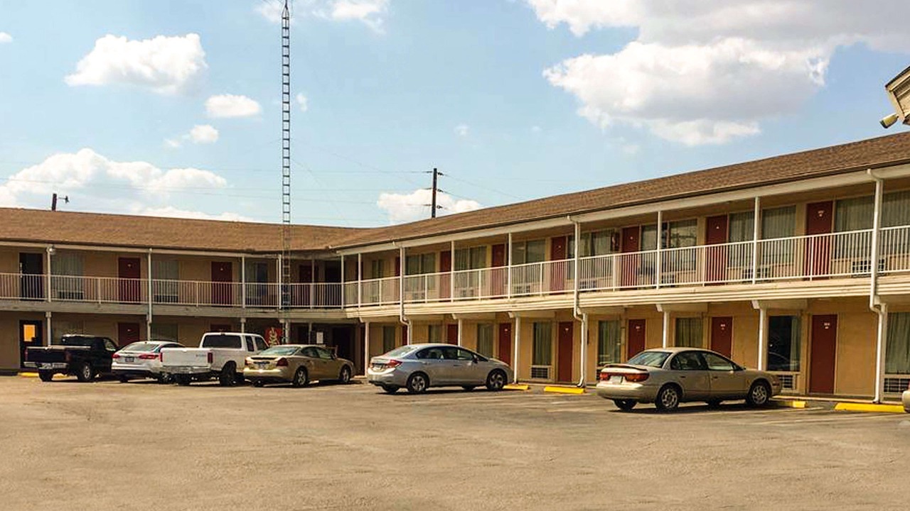 Photo of Buildings in Hillsboro