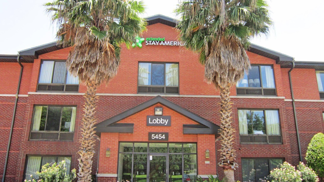 Photo of Buildings in US 290
